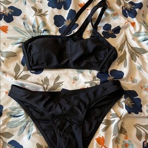 Target women’s swimsuit